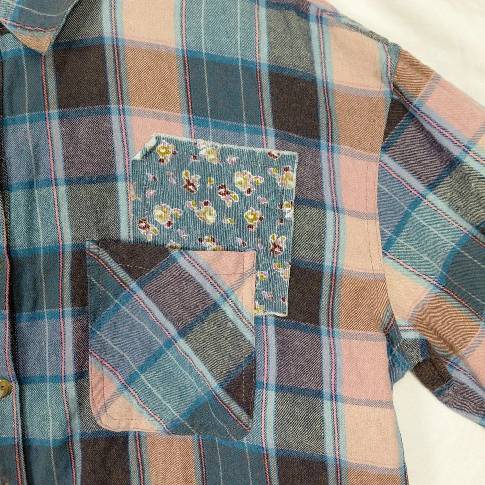 Women's XL Cropped Plaid Flannel Long Sleeve Patchwork‎ Raw Hem Country Western